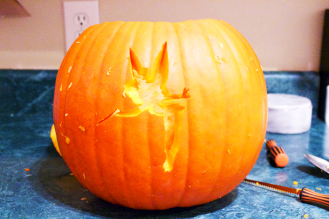 tinkerbell carving pumpkin