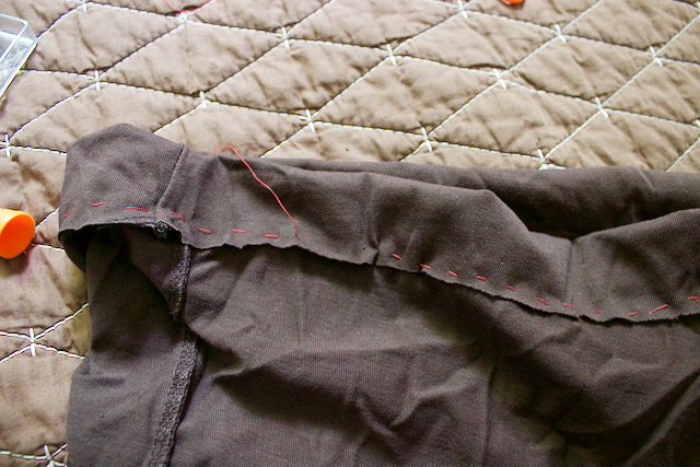 picture of the poorly-sewn waistband of the skirt